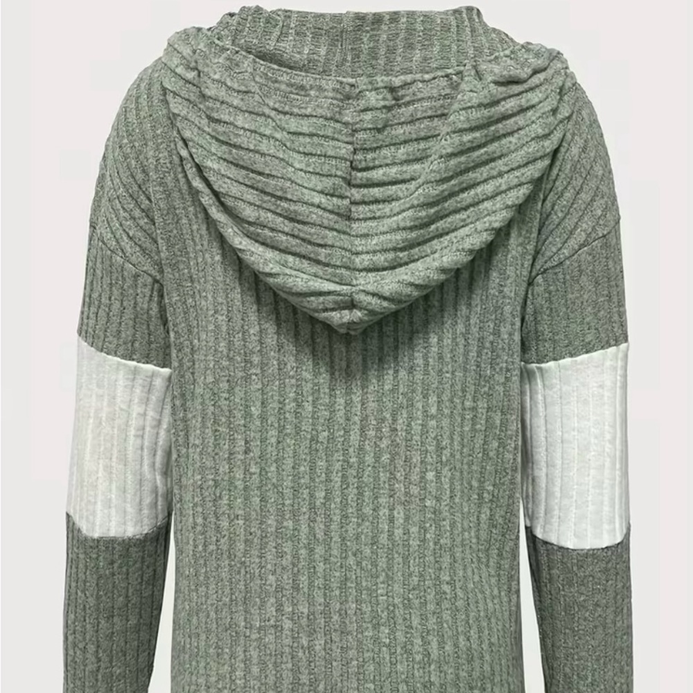 Green and White Hooded Sweater - Picture 2 of 2